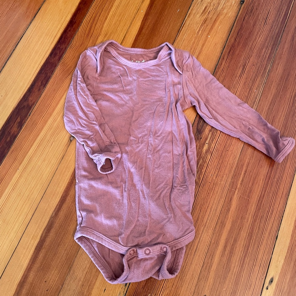 Kyte BABY 3-6M Long Sleeve Bodysuit